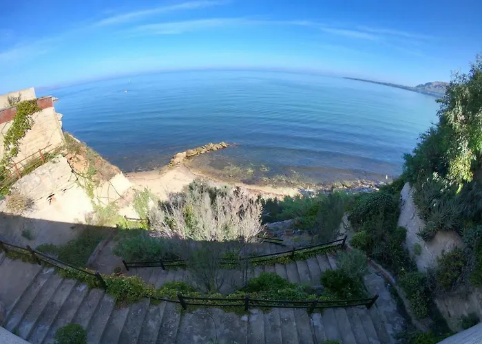 Magnolia Gialla 住宿加早餐酒店 *